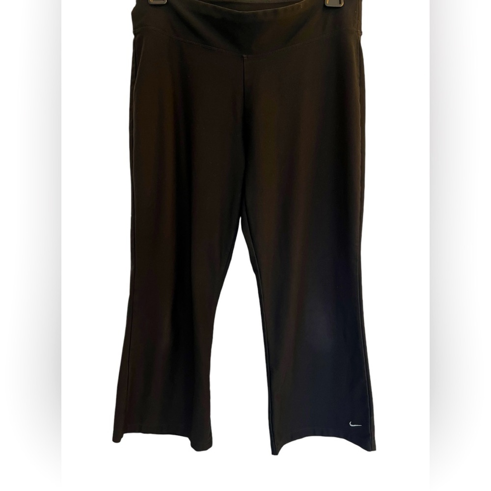 Nike DriFit Cropped Leggings Black Size Medium, Activewear